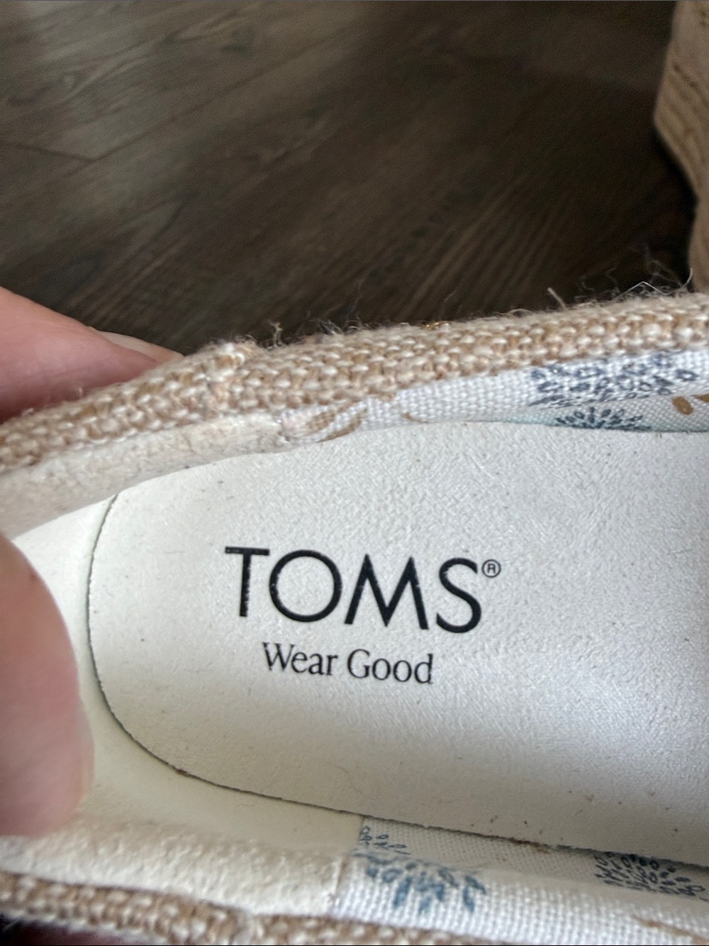 TOMS Beige/Cream Embroidered Gold Dragonflies Espadrille Platform Slip-On 8 - Picture 6 of 11